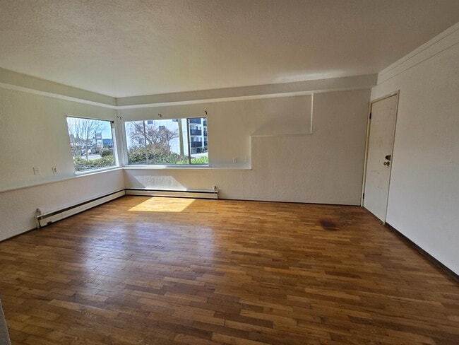 Photo - 611 Fernhill Rd Unit 1