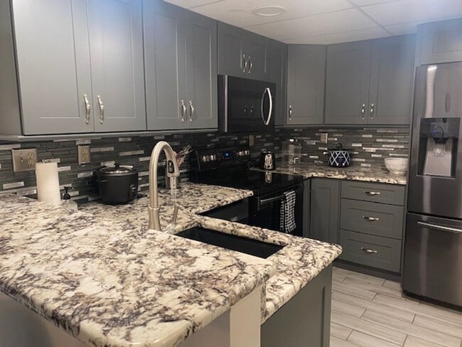 Photo - 1 bedroom 1 bathroom furnished condo