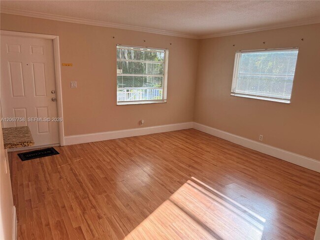 Photo - 1125 NE 16th Pl Unit 201