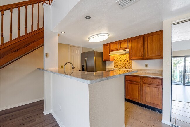 Photo - 2300 Old Spanish Trl Unidad 2051