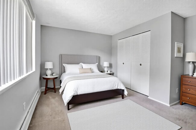 Photo - Pine Valley Apartments