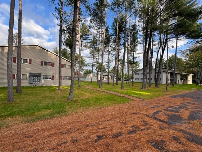 Photo - 302 Balsam-Apt C Unit Apt C