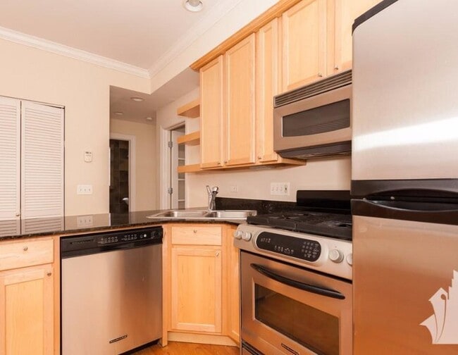 Photo - 3244 N Clifton Ave Unit E1