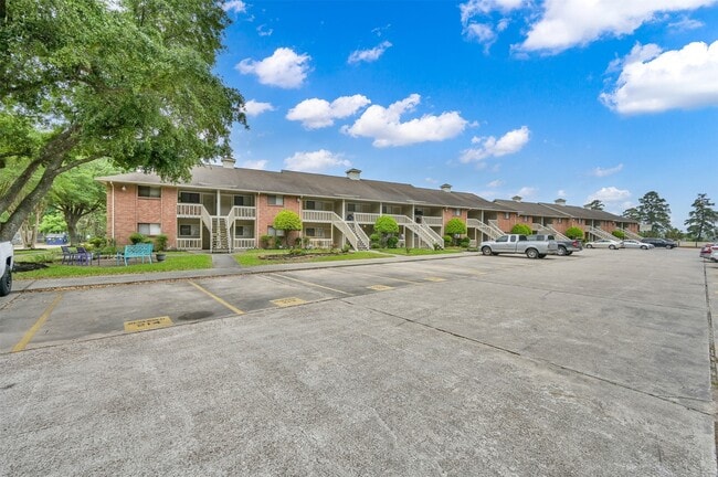 14949 Hwy 105 W Unit 110