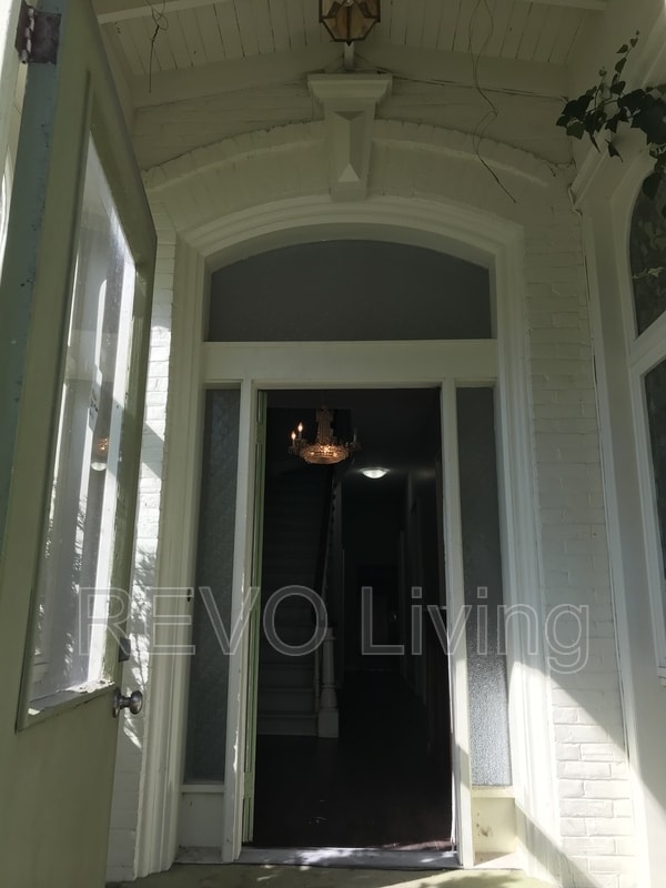 Photo - 127 Ontario St