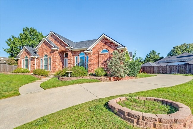 Photo - 1605 Cordero Ct