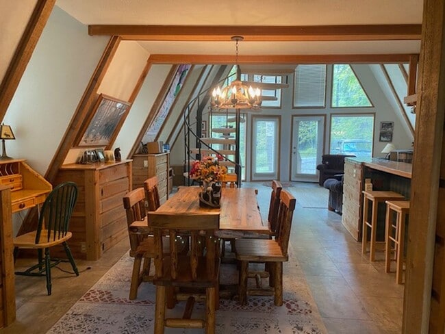 Photo - 2 Bedroom 2 bath Mountain Chalet close to ...
