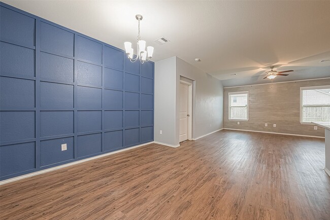 Photo - 14015 Lake Cres Dr