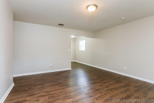 Photo - 2960 NW 20th St