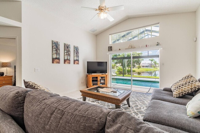 Photo - 4626 Turtle Bay Terrace Unit SI FL1-ID1590880P
