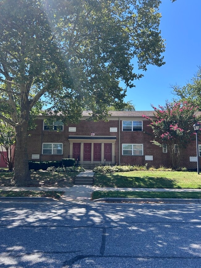 Victoria Mews - Victoria Mews