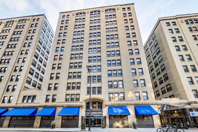 Photo - 740 S Federal St Unit 810