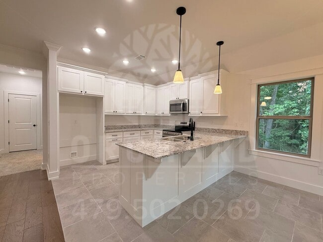Photo - 12 Kinross Dr