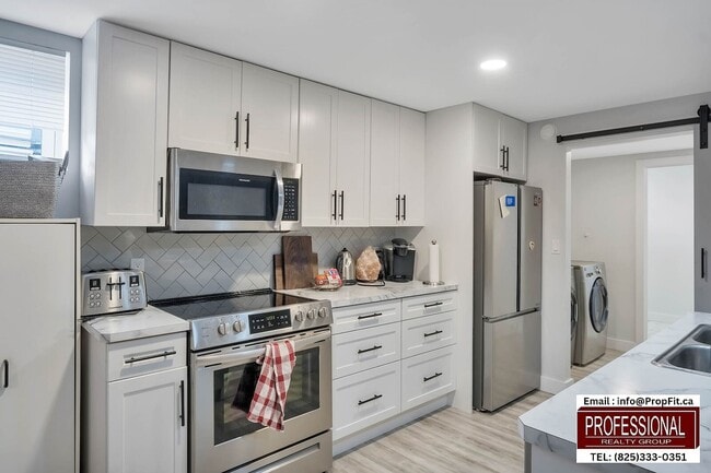 Photo - 21 Huron Dr