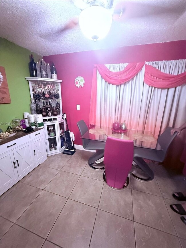 Photo - 550 SW 115th Ave Unit 304F