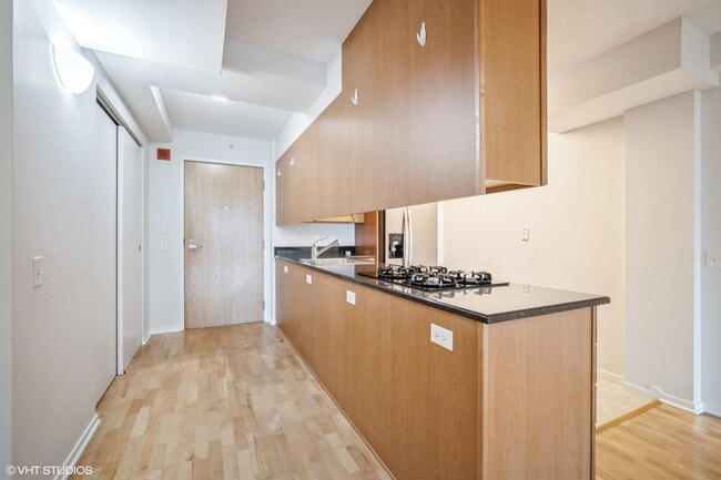 Photo - 9715 Woods Dr Unidad 505