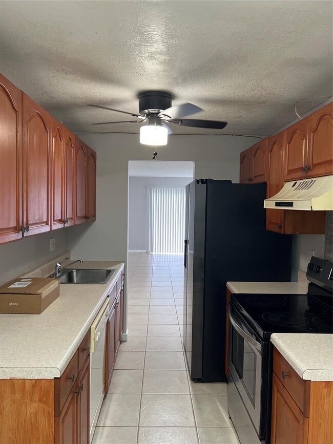 Photo - 3120 N Pine Island Rd Unit 108