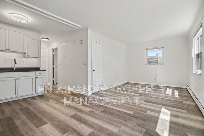 Photo - 1932 Truitt Ave Unit #2