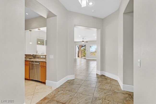 Photo - 34 Hunt Valley Trail