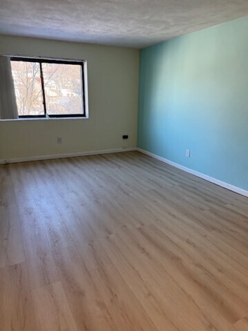 Photo - 32 Whites Ave Unit E442