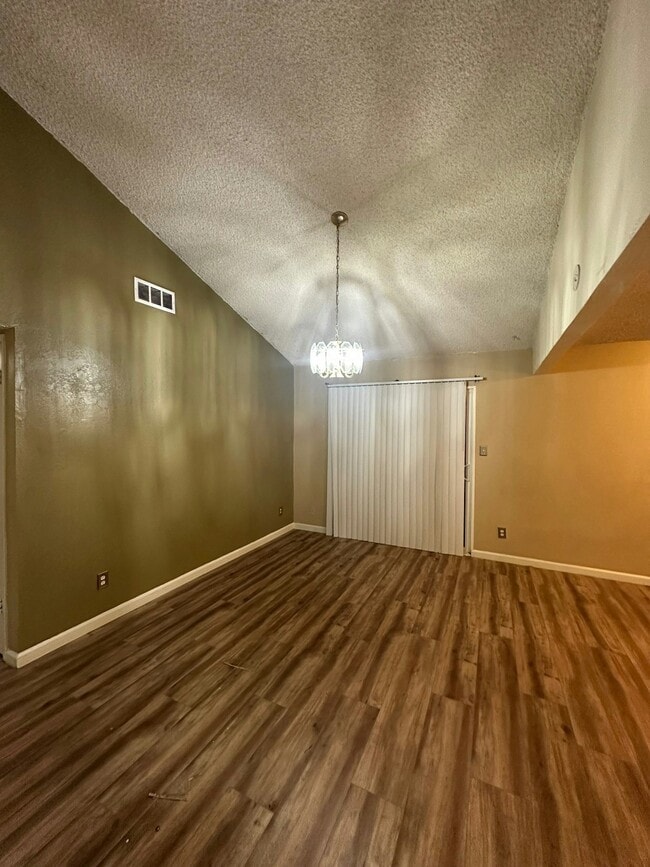 Photo - 7049 Peachtree Ave