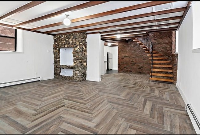 Photo - 1075 Grant Ave Unit 1