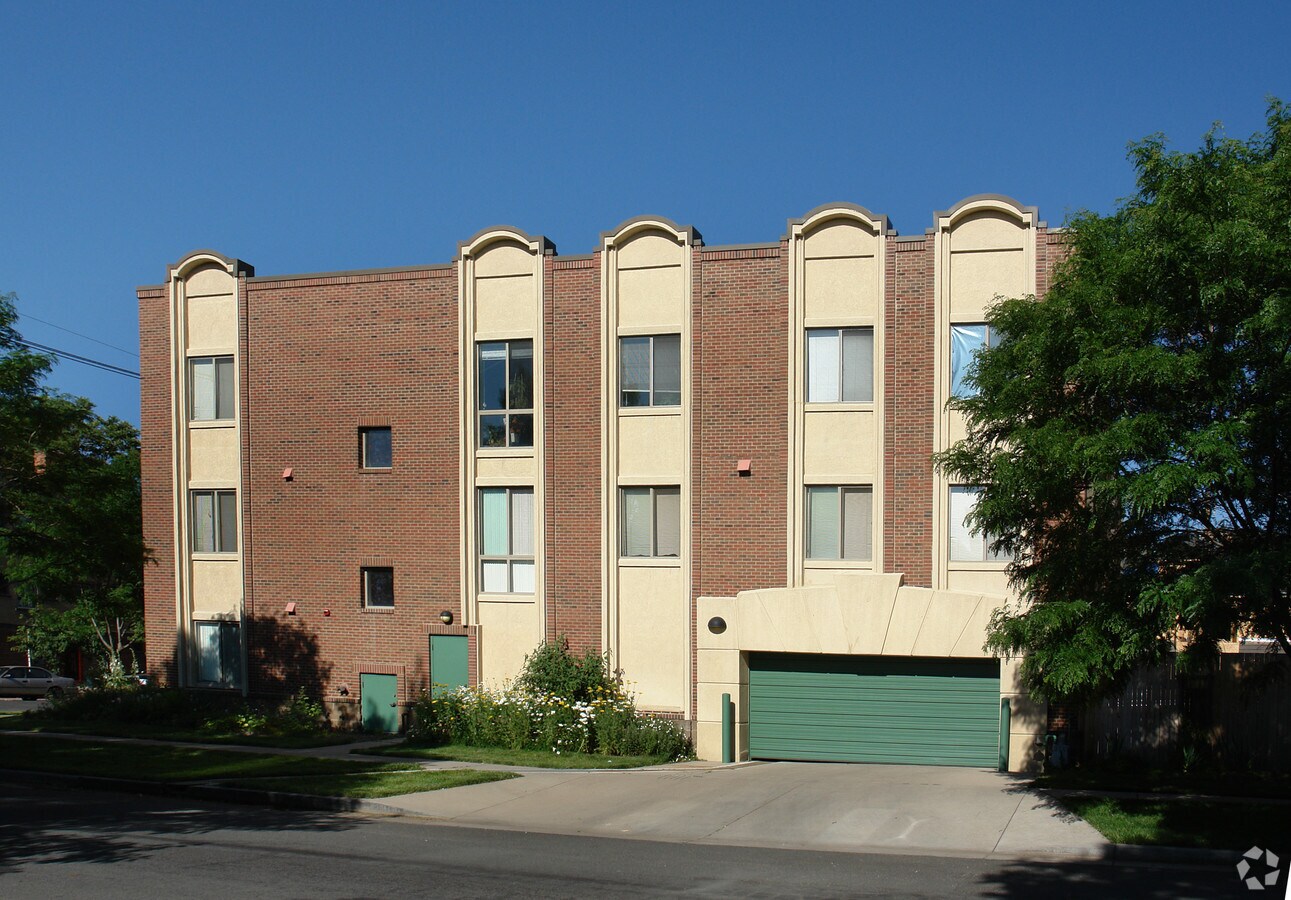 Photo - Chesney - Kleinjohn