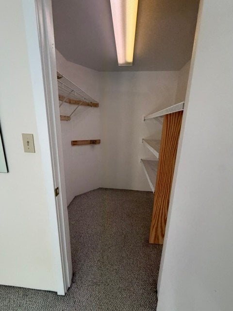575 Bay Rd