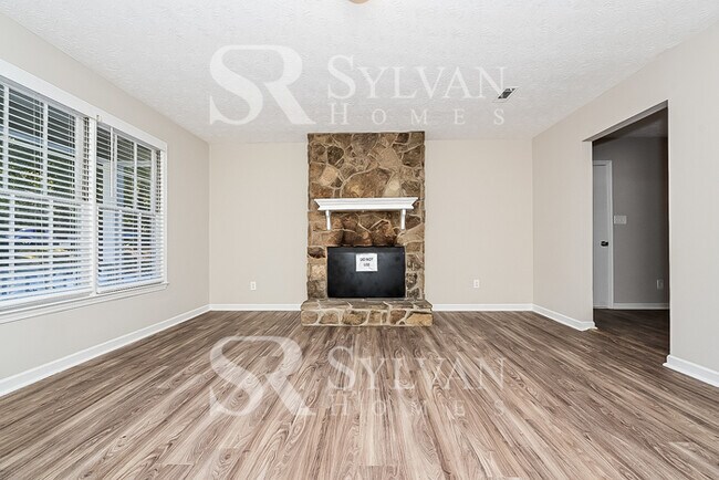 Photo - Welcome to your new Ellenwood haven!