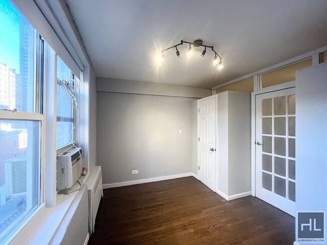 Photo - East 58th Street Unit 2EF