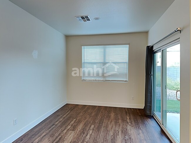 Photo - 21481 S 231st St