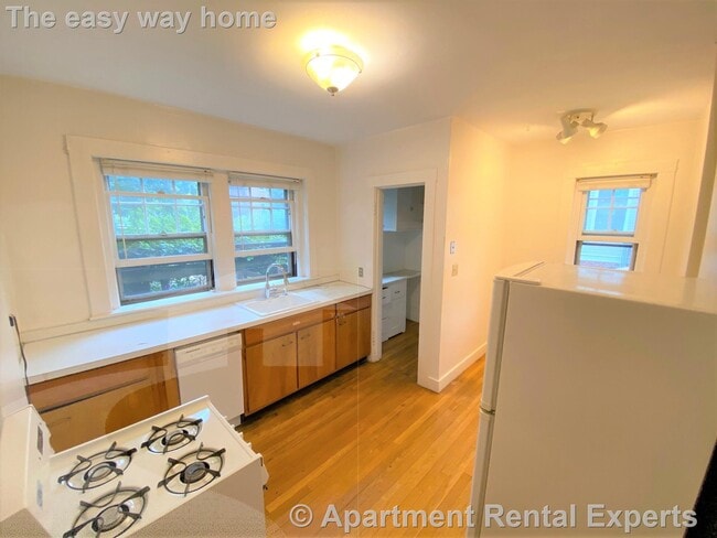Photo - 168 Norfolk St Unit #2