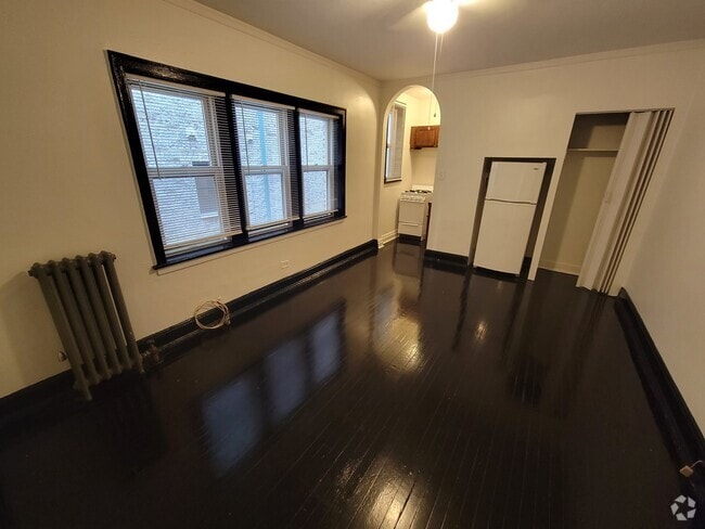 Building Photo - 834 W Fullerton Ave Unit 6 Rental