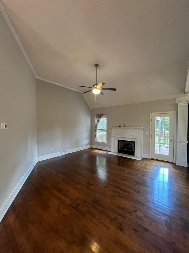 259 Faye Ct