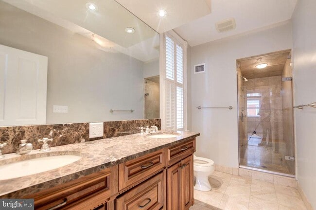 Photo - 3252 N St NW