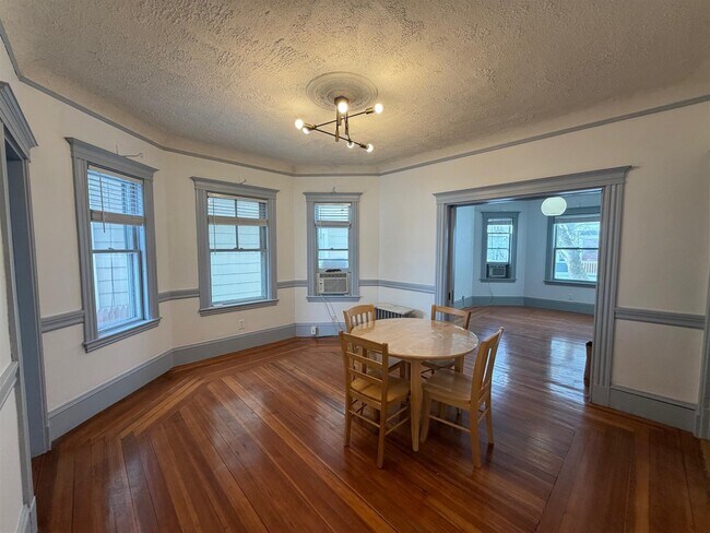 Photo - 27 Gilman Ter Unidad 1