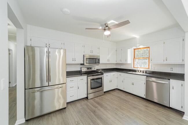 Photo - 3800 Farmersville Rd Apartamentos Unidad 1