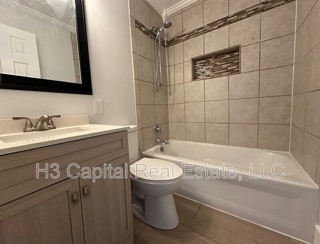 Photo - 3045 Dale Ave