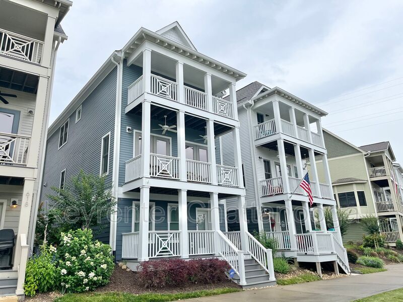 Photo - 626 Mariner Way