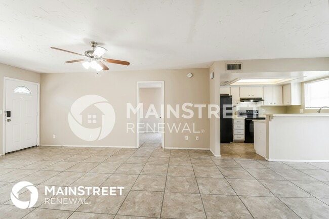 Photo - 2833 E Beck Ln