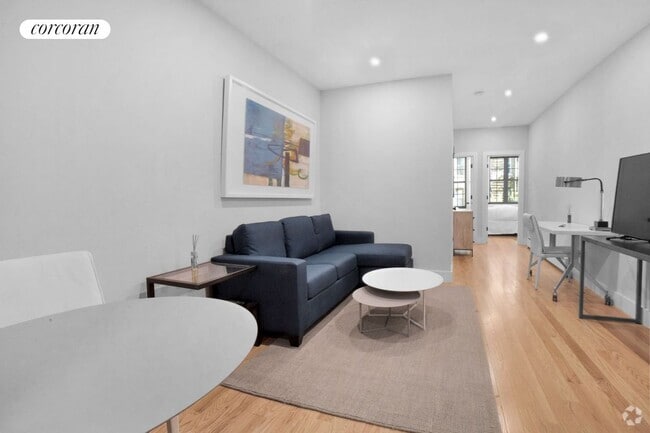 Building Photo - 323 E 93rd St Rental