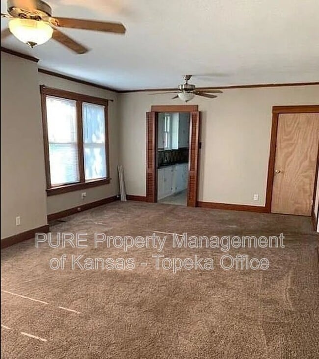 Photo - 2219 SW Huntoon St