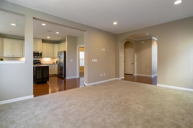 Photo - 7660 Scioto Crossing Blvd