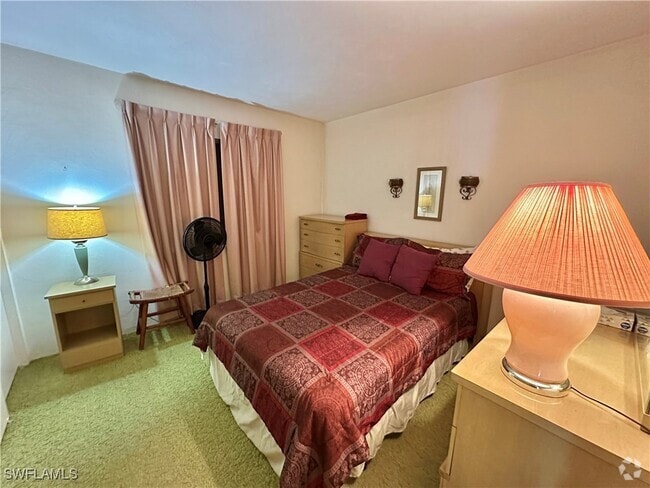Building Photo - 2244 Winkler Ave Unit 209 Rental