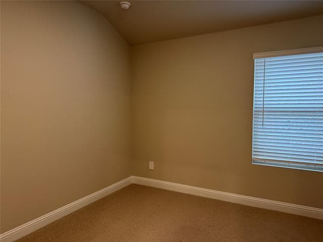 Photo - 716 Edgehurst Dr