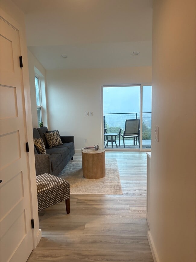 Photo - 1195 Wikiup Dr House