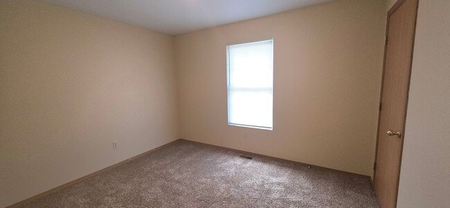 Photo - 3 Bedroom 2 Baths, Close to MSU!  $1395!
