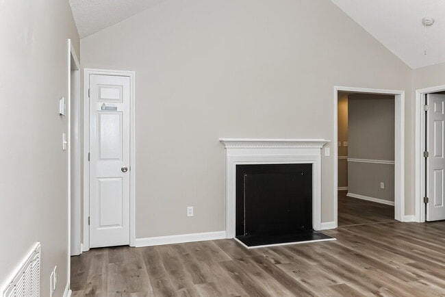 Photo - 3007 Brittany Dr