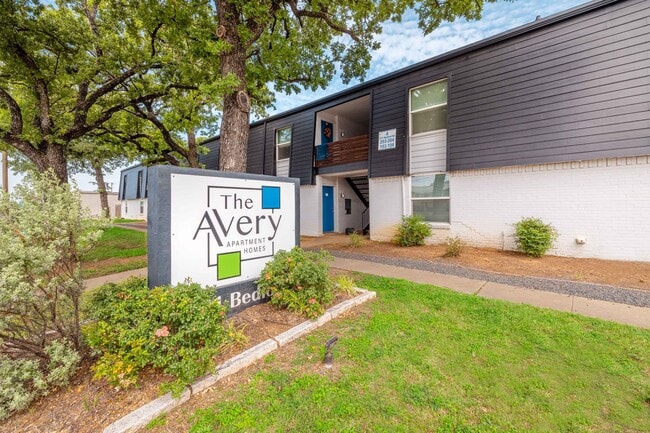 Photo - 531 Bedford Rd Unit 212