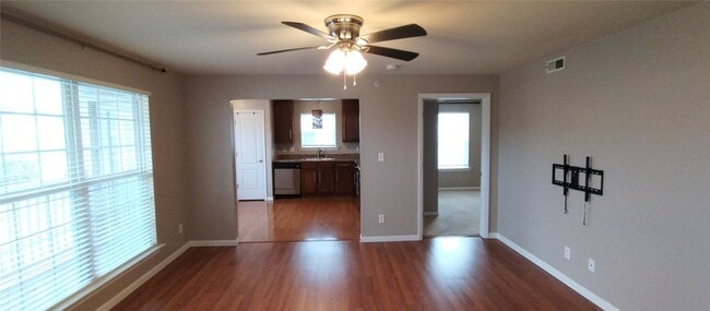 Photo - 6124 Welsh Dr